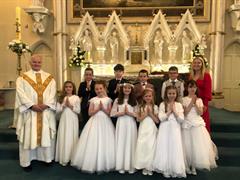 Chéad Chomaoineach Naofa / First Holy Communion